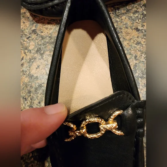 Toddler Black Leather Loafers, Size 27 - Picture 5 of 9